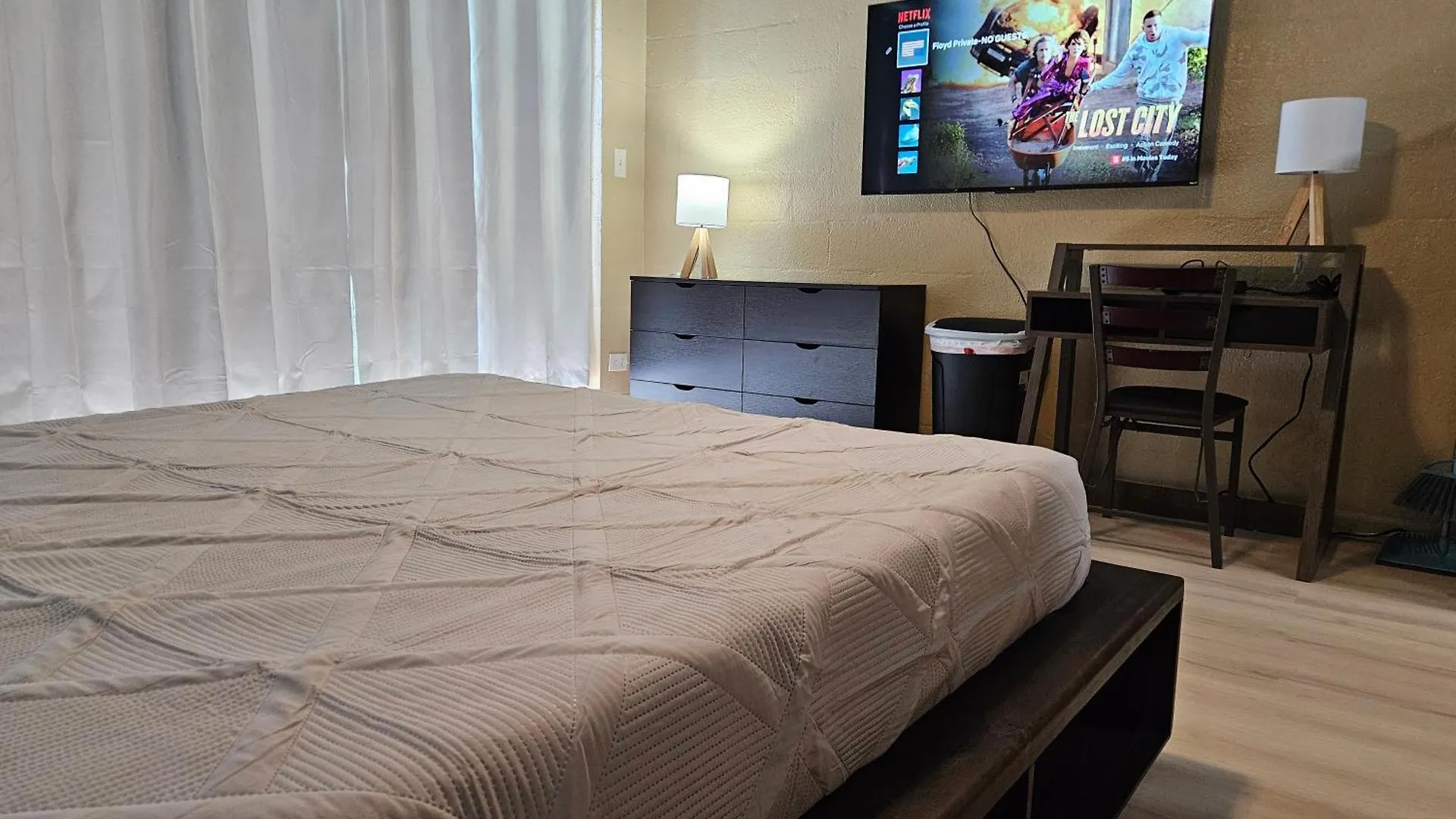Yonegan Plumeria Hilo Hotel
